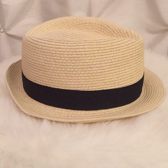 SOLD - Hat Chic Cuban Style Hat - Picture 4 of 8